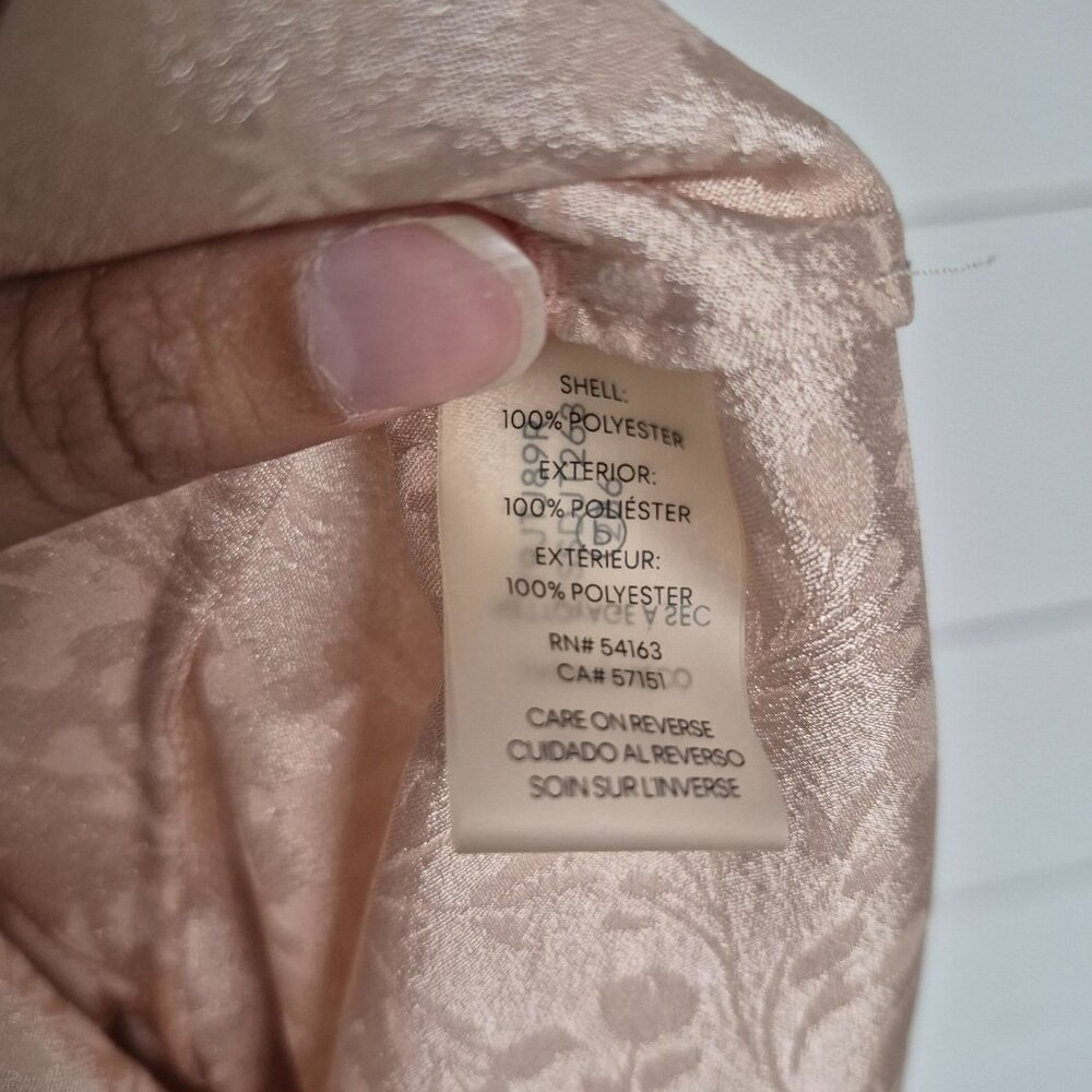 Calvin Klein Womens Blush Pink Floral Jacquard Flutter Sleeve Blouse Size PS - Picture 7 of 7